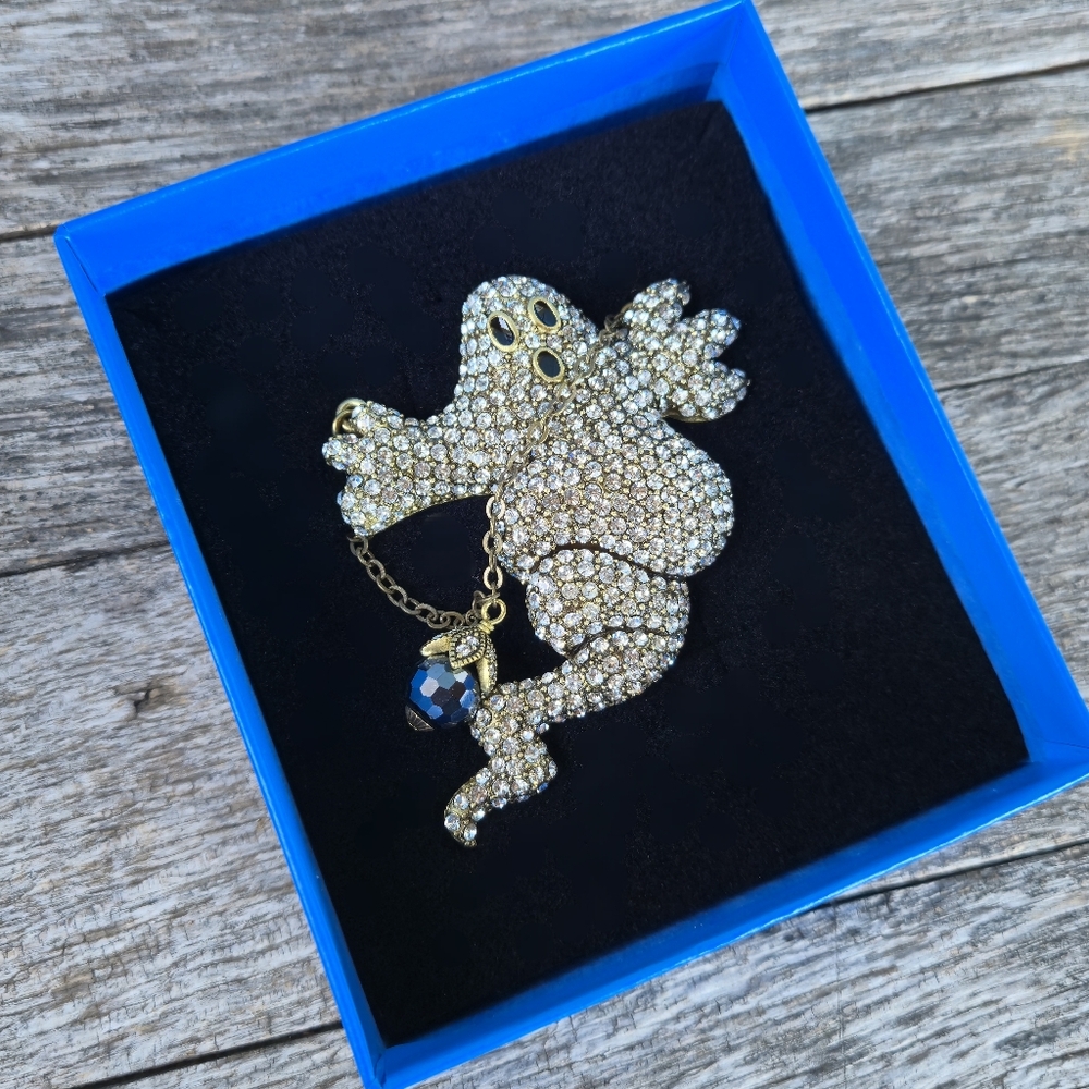 SOLD****Heidi Daus Spooktacular Ghost Designer Signed Brooch Pin original box 👻 - Picture 8 of 11